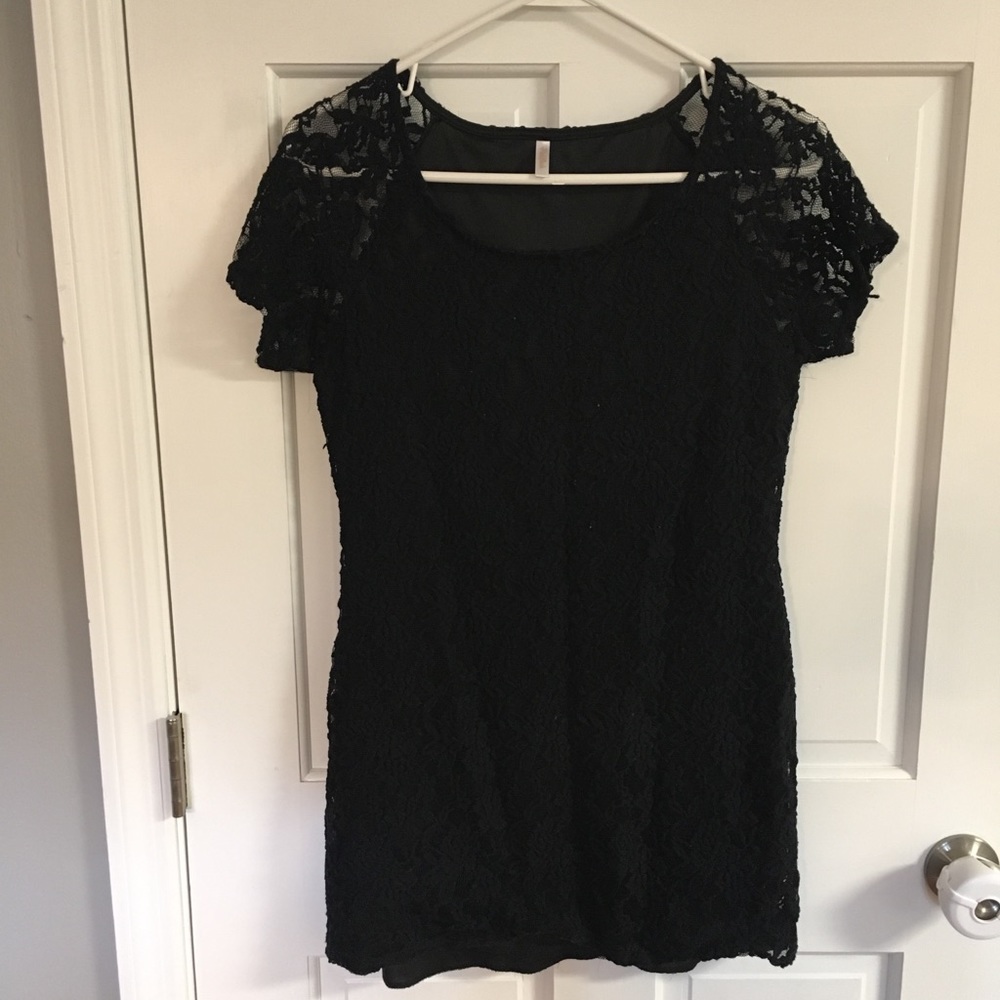 Pink blush maternity black lace shirt